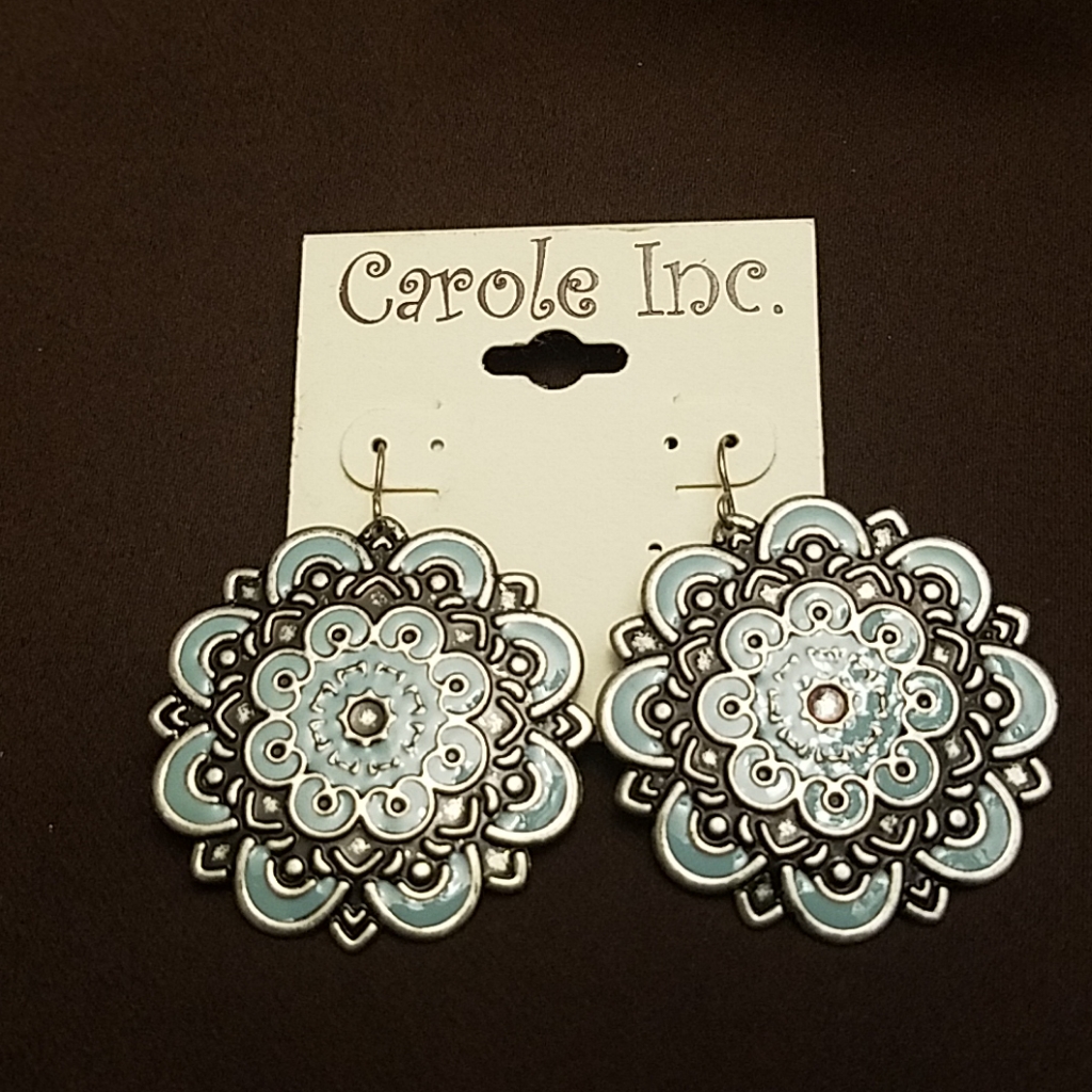 Adorable Turquoise & Brown Flower Design Earrings